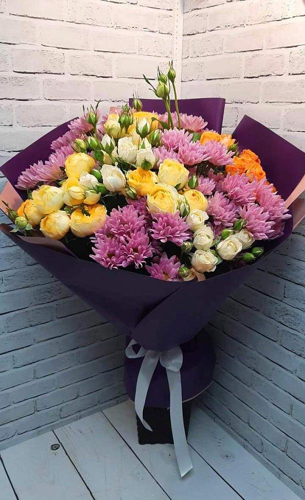 Букет цветов из: Хризантемы и Розы в Заплавской
