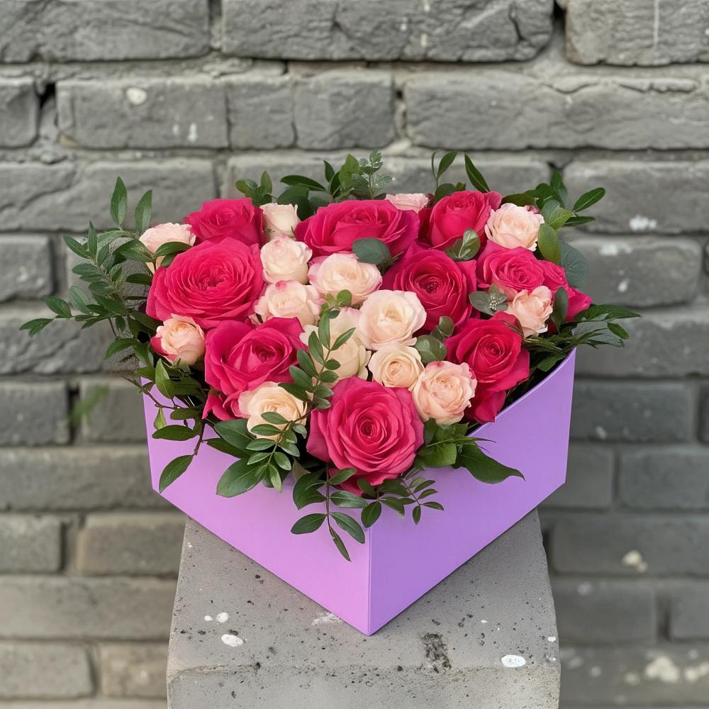 Цветочная композиция из Розы в коробке в Заплавской