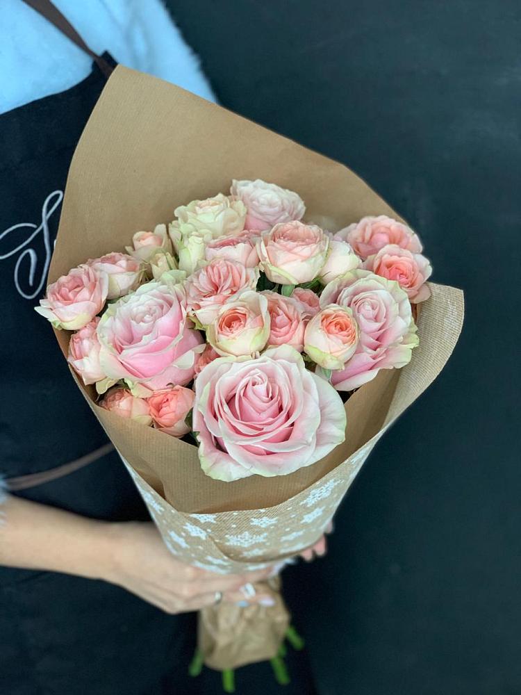 Букет цветов из: Хризантемы и Розы в Заплавской