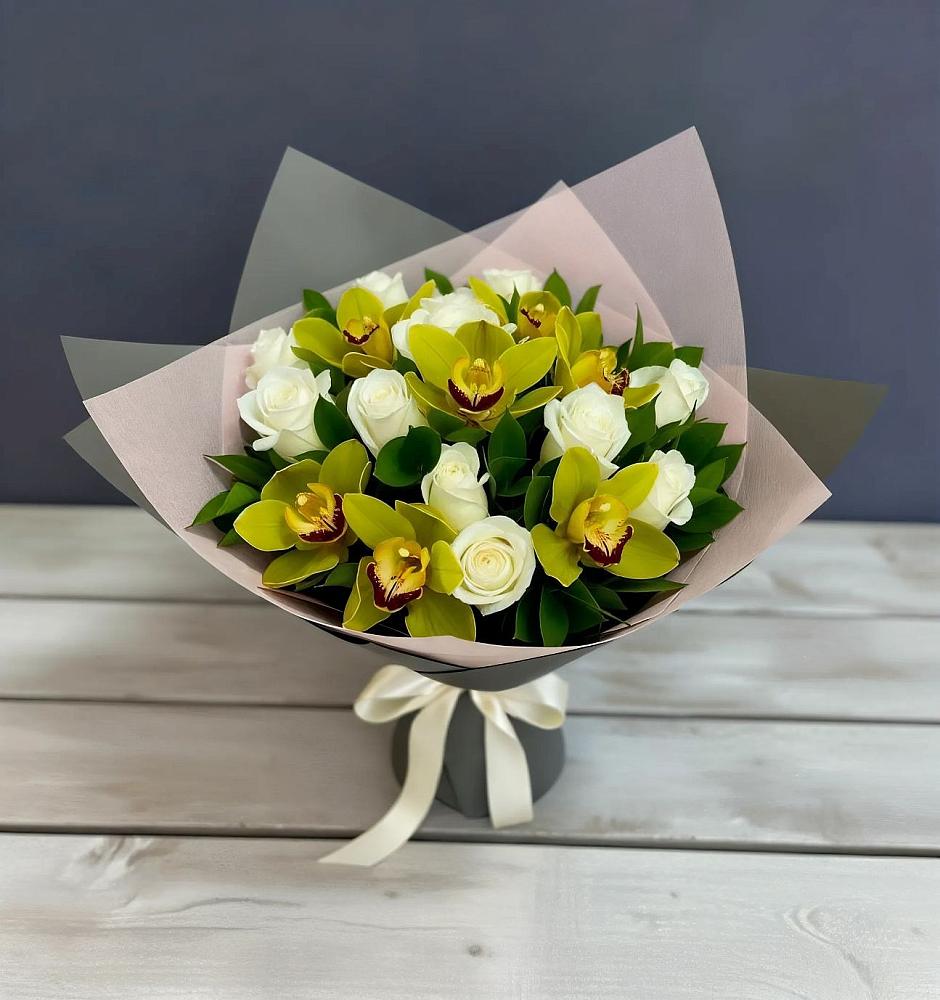 Букет цветов из: Орхидеи и Розы в Заплавской