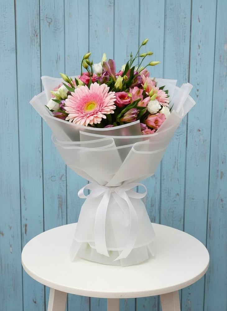 Букет цветов из: Герберы, Альстромерии и Лизиантусы в Заплавской