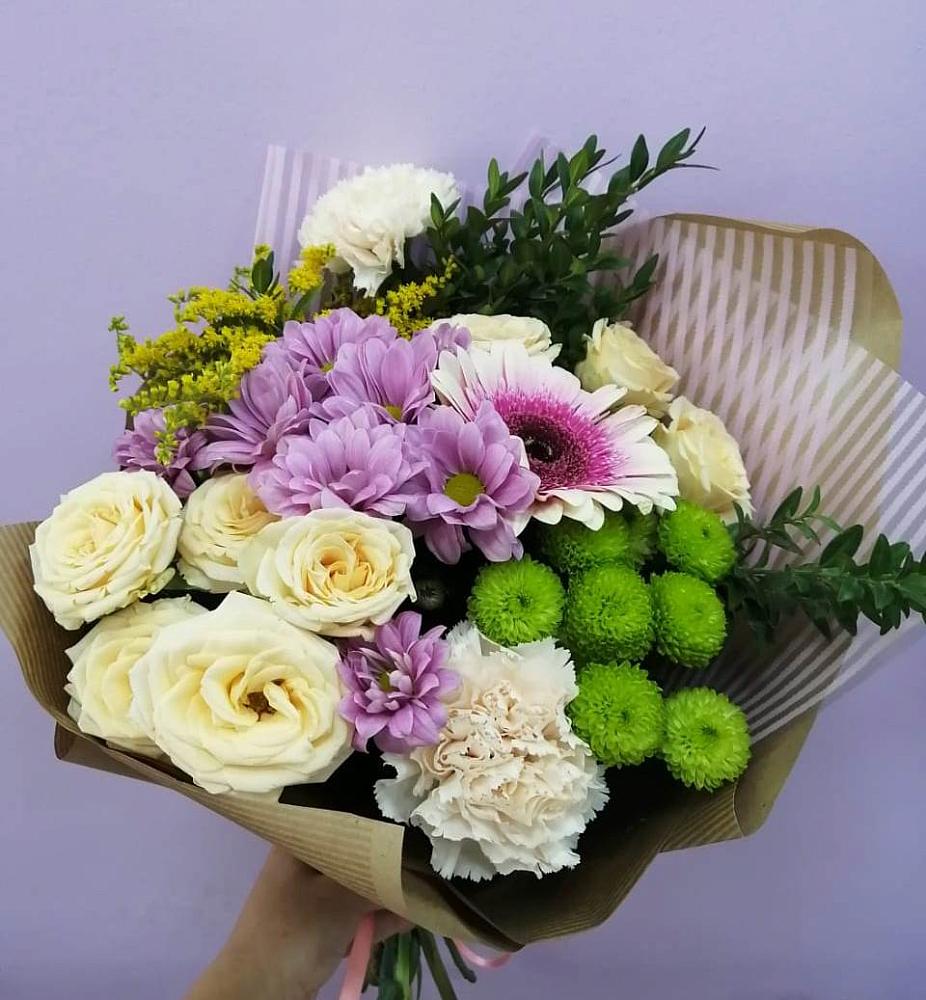 Букет цветов из: Хризантемы, Розы, Гвоздики и Герберы в Заплавской