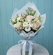 Букет цветов из:  Розы и Лизиантусы #REPLACE_PRED# Заплавской
